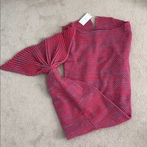 NWT Mermaid Tail Knit Blanket
